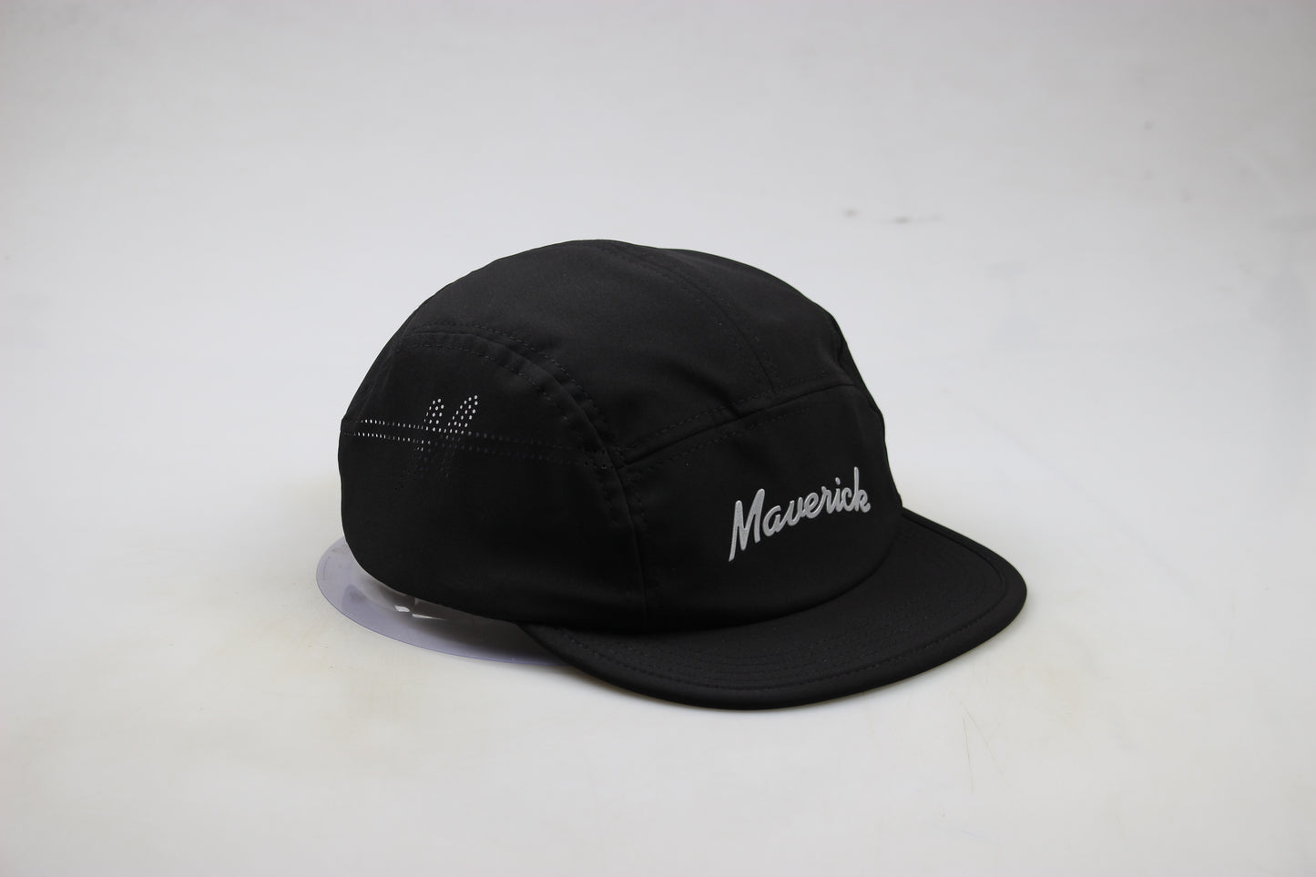 Maverick x Attain Tech Cap black